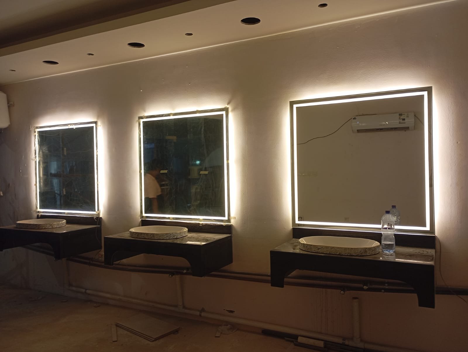 Saloon Mirror